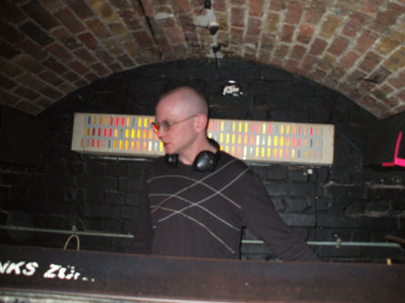 Andy DJs for Dandelion night at Cargo, Shoreditch - 6/2/07