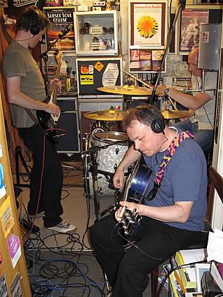 Beatnik Filmstars record their "Peel Legends" session for Rocker's show - 5/8/09