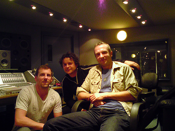Decoration at Gravity Shack Studios, London, recording their "Peel Legends" session - 12/9/09